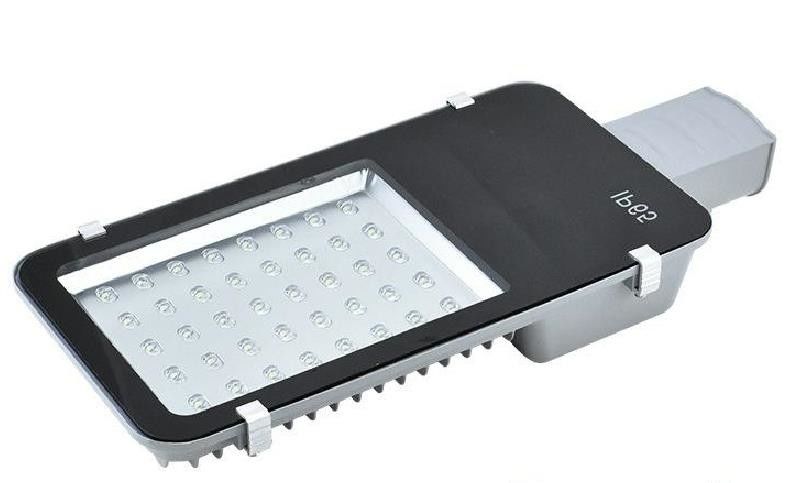 Waterproof Aluminium Solar Street Light 200W IP65 with LiFePO4 Battery